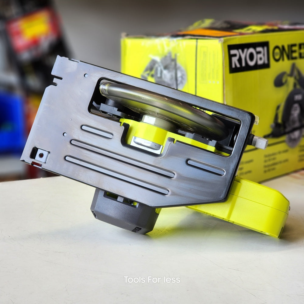 ONE + 18V Cordless 5 1/2 in. circular Saw (tool only) ONE + 18V Cordless 5 1/2 in. circular Saw (tool only)